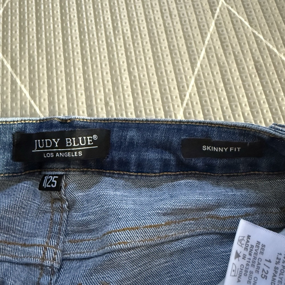 Judy Blue Skinny Fit Jeans‎ Size 1/25 Distressed Raw Hem JB8847 - Picture 7 of 9